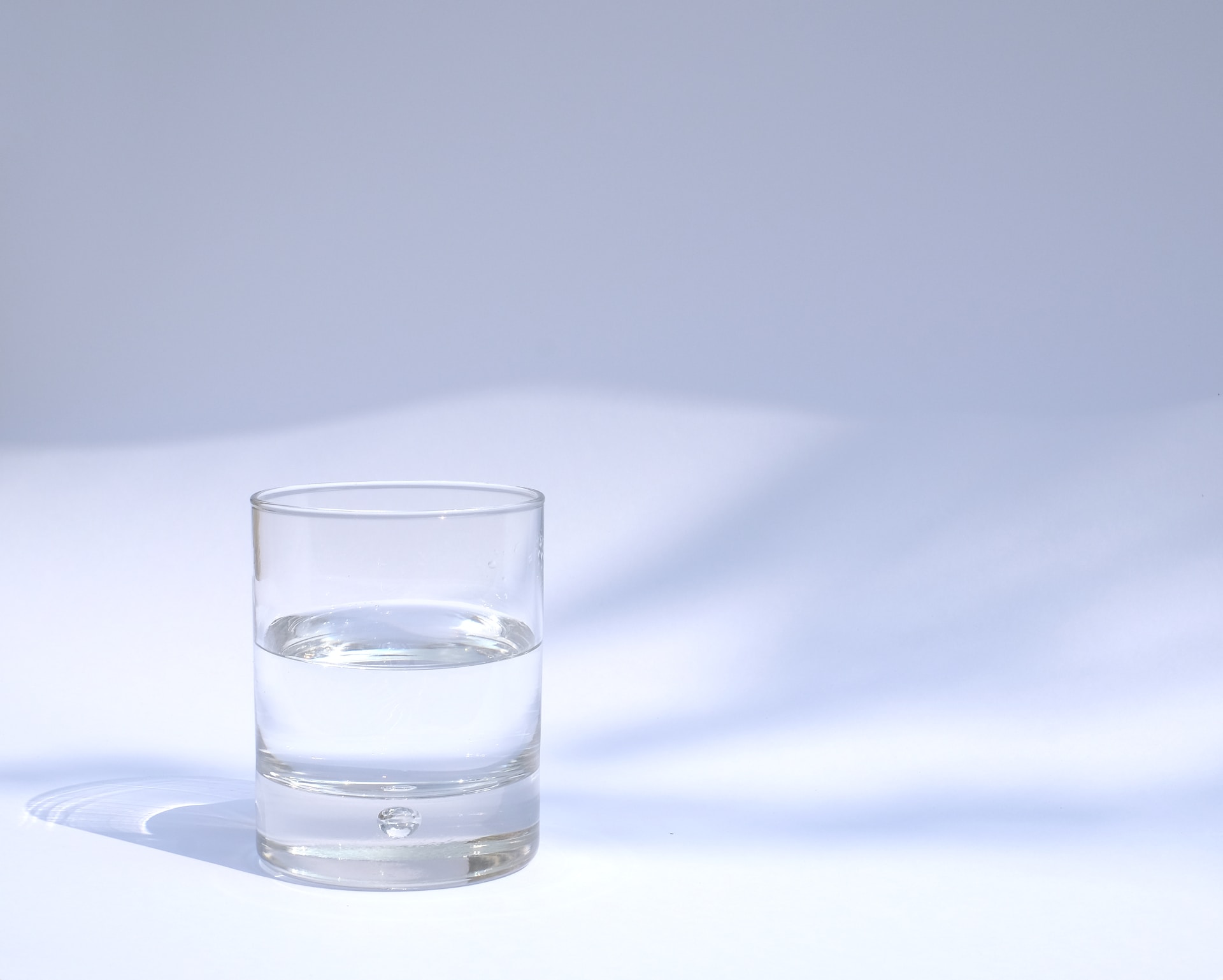 Choosing a Water Filter with Hot and Cold Dispenser